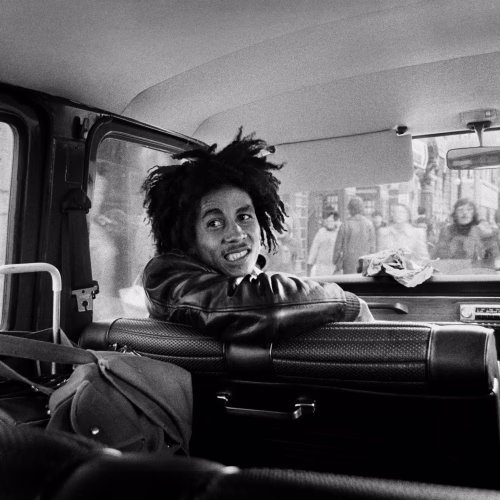 Dennis Morris - Bob Marley Babylon by Van - London 1973